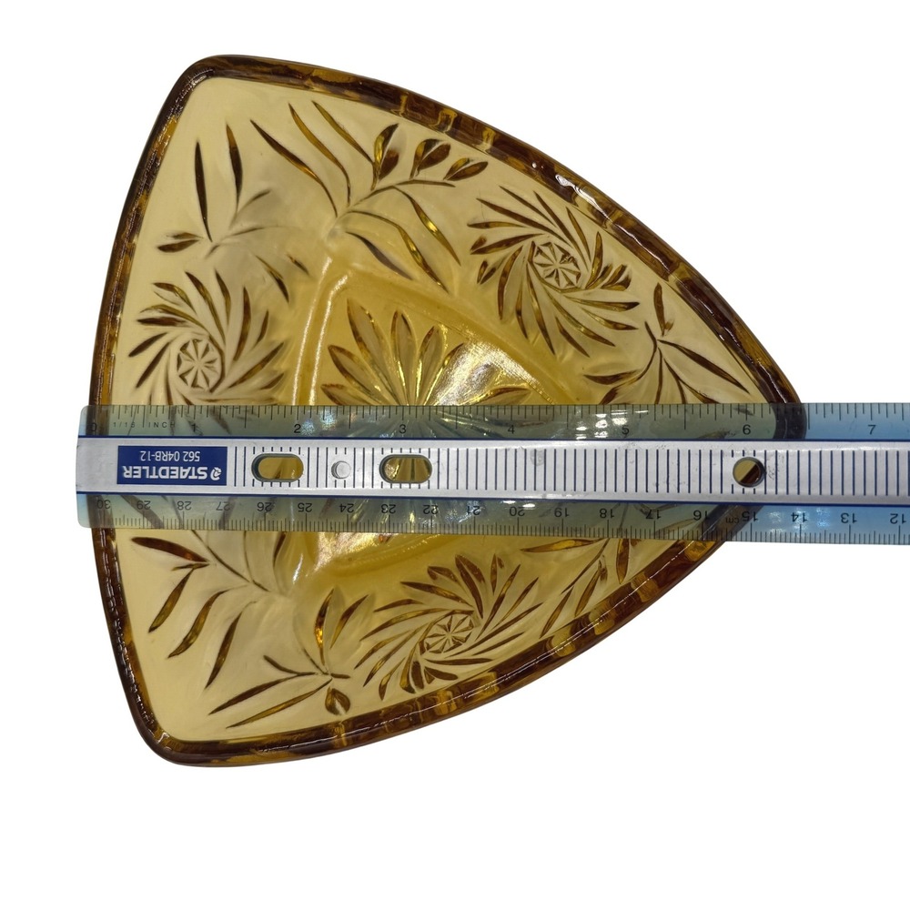 Vintage Amber Hazel Glass Triangle Candy Dish and Lid Pinwheel Starburst 1950s - Picture 7 of 14